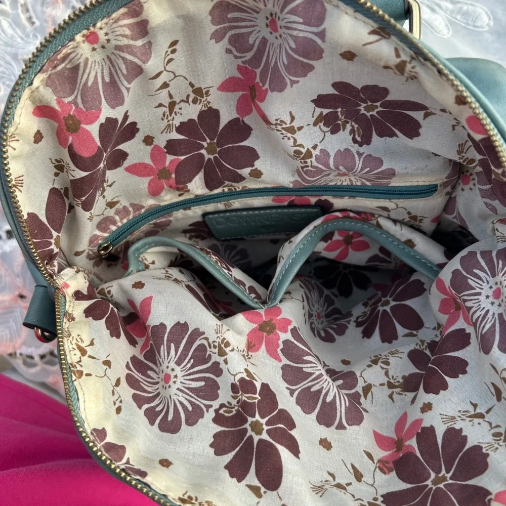Downeast‎ Satchel Bag Womens Large Blue Faux Leather Tassel Floral Boho Chic